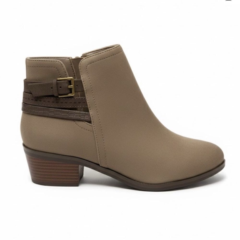 Market & Spruce Brown Ankle Boots(Size 6.5M)